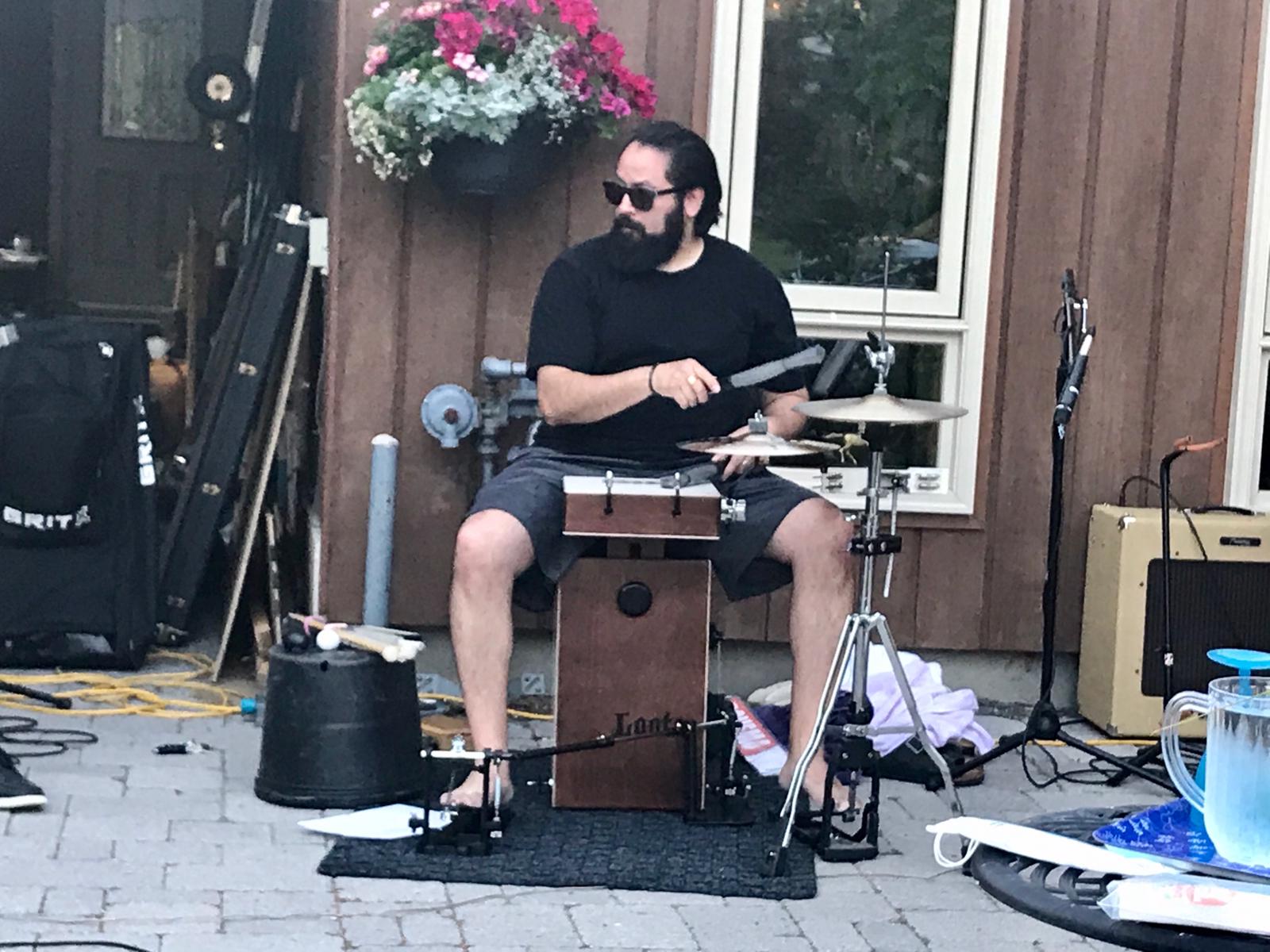 Nilo-outside acoustic setup